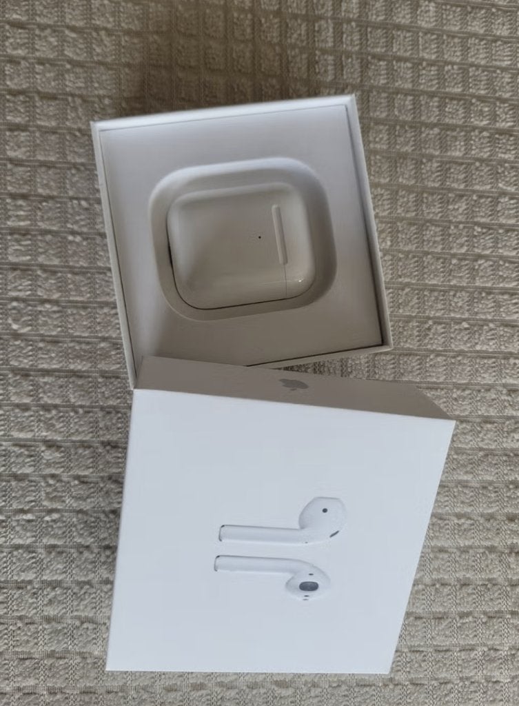 AirPods 1e generatie met oplaadcase, originele verpakking, Telecommunicatie, Mobiele telefoons | Oordopjes, Verzenden