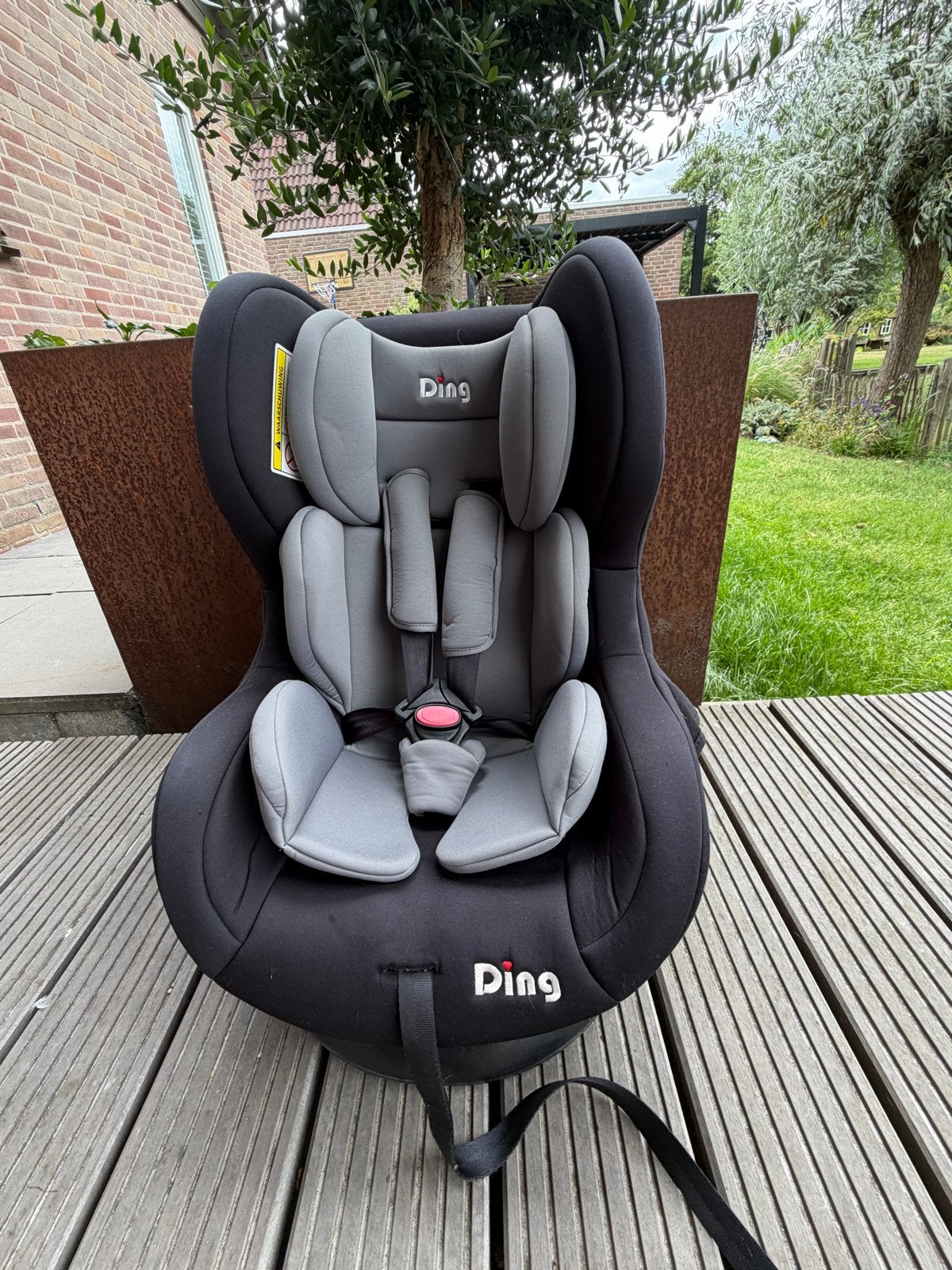 Autostoel Ding 0-18 kg - Nog netjes, met gordel te bevestige, 0 t/m 18 kg, Ophalen, Overige merken, Gebruikt