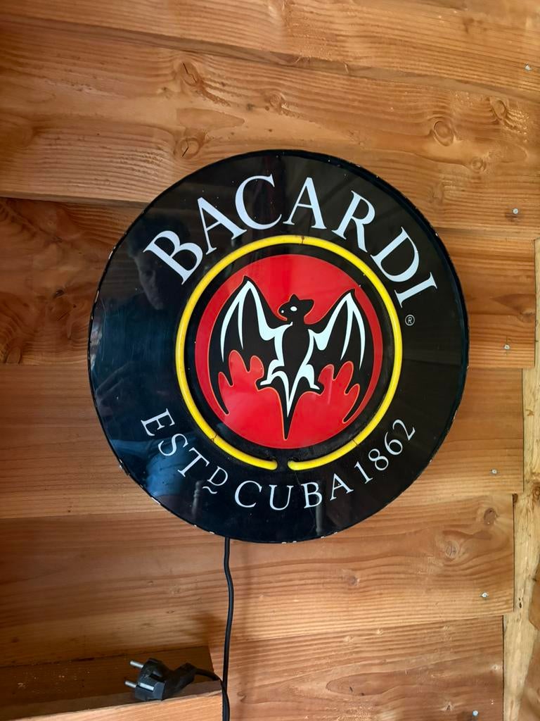 Oude vintage bacardi lichtreclame neon, Ophalen, Gebruikt, Lichtbak of (neon) lamp