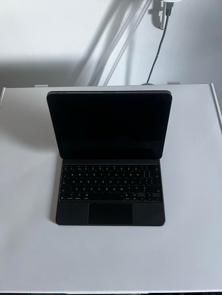 Apple Magic Keyboard voor iPad Air 11 inch, Computers en Software, Apple iPads, Gebruikt, Zwart, Apple iPad Air, 11 inch