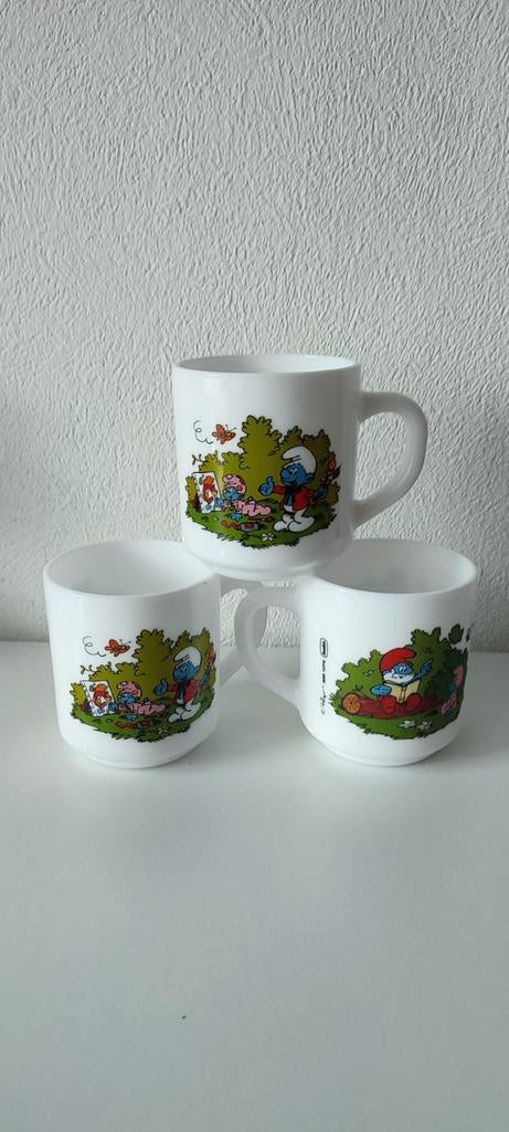 3 bekers mokken tas Smurfen Arcopal 1986 Peyo melkglas, Gebruikt, Ophalen of Verzenden, Glas, Overige stijlen