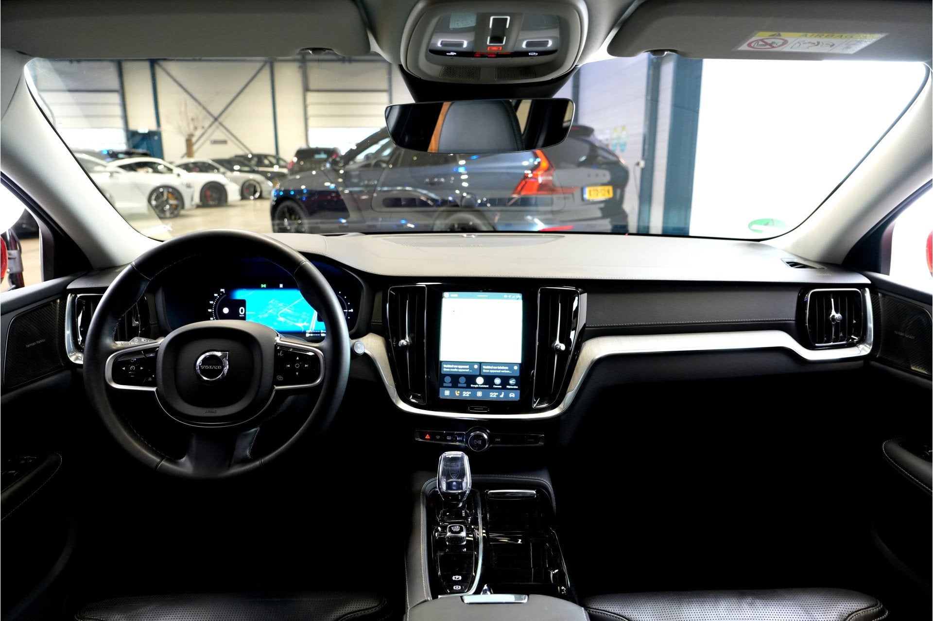 Volvo V60 2.0 T6 AWD Plug-in hybrid 293kW/399pk Aut8 Ultra B, Automaat, Dealer onderhouden, Gebruikt, Geïmporteerd