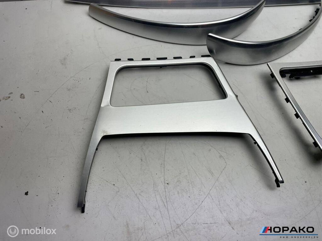 Interieurlijsten set BMW 1 serie E81 E82 E87 E87 M brushed, Auto-onderdelen, Interieur en Bekleding, Gebruikt, Einsteinlaan 5 rijswijk