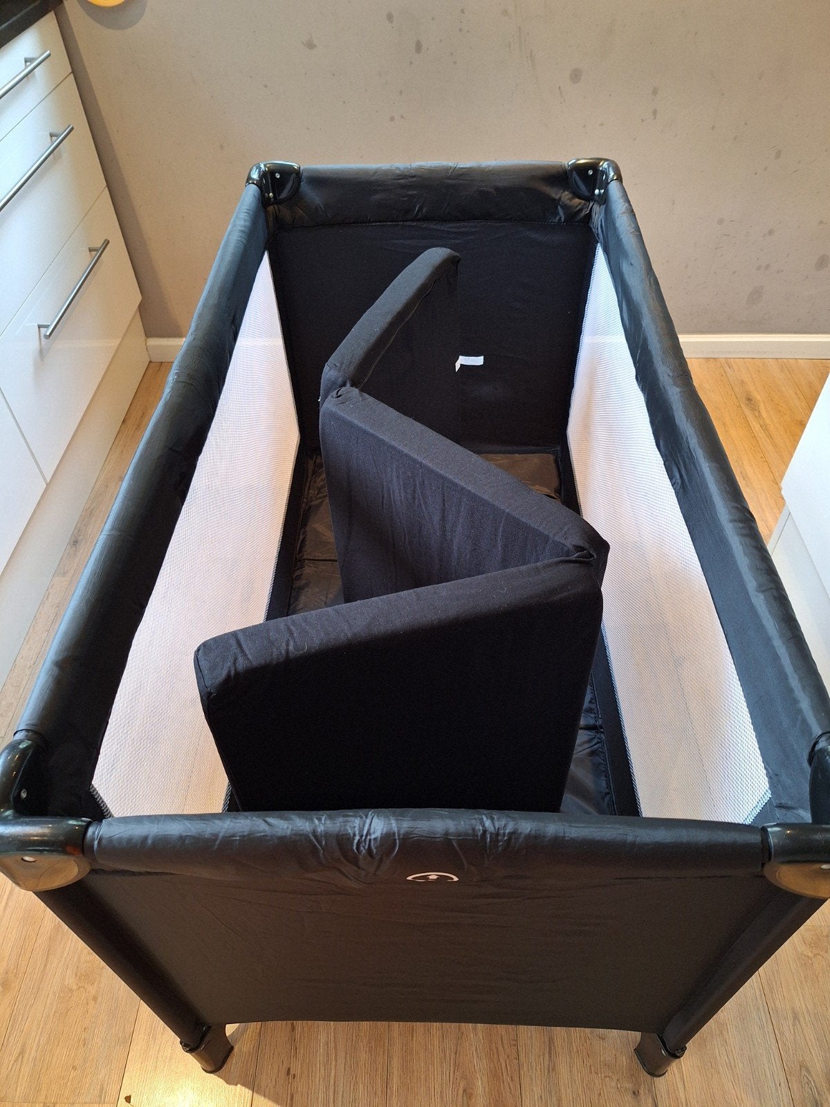 Campingbed Kees, Ophalen, Gebruikt, Minder dan 140 cm, Matras