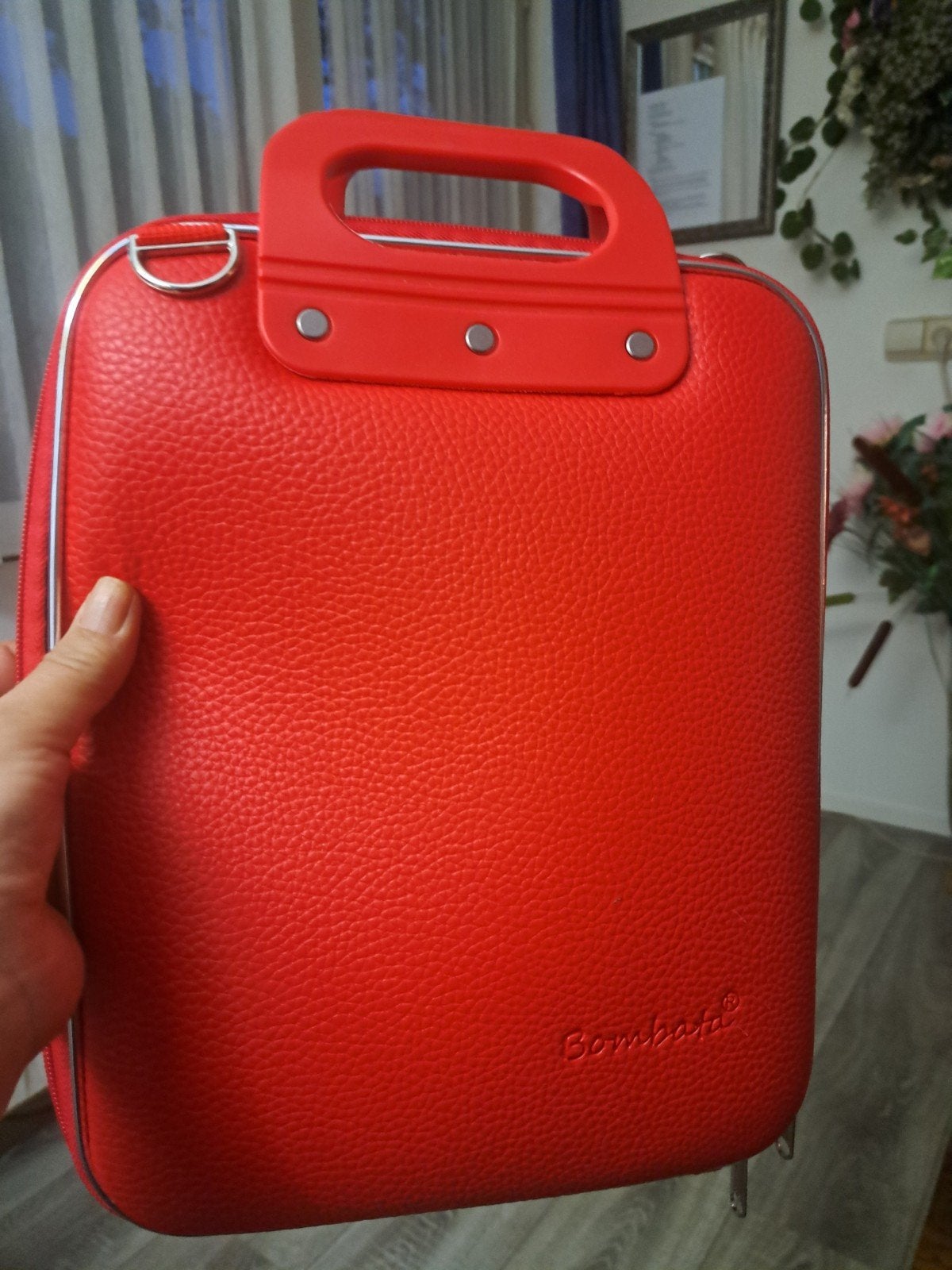 Bombata laptoptas rood - 13 inch, Ophalen, Rood, Aktetas, Zo goed als nieuw