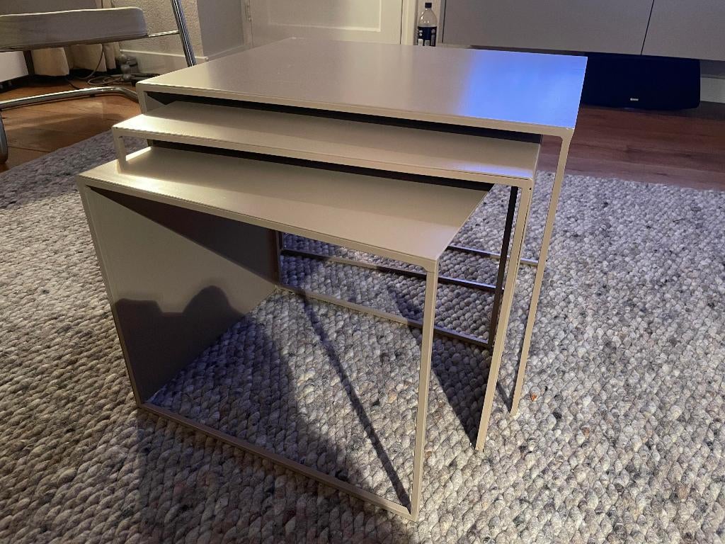 SET VAN 3 TAFELTJES, SALONTAFEL gekocht bij LIVIN25, Ophalen, Minder dan 50 cm, Vierkant, Minder dan 50 cm