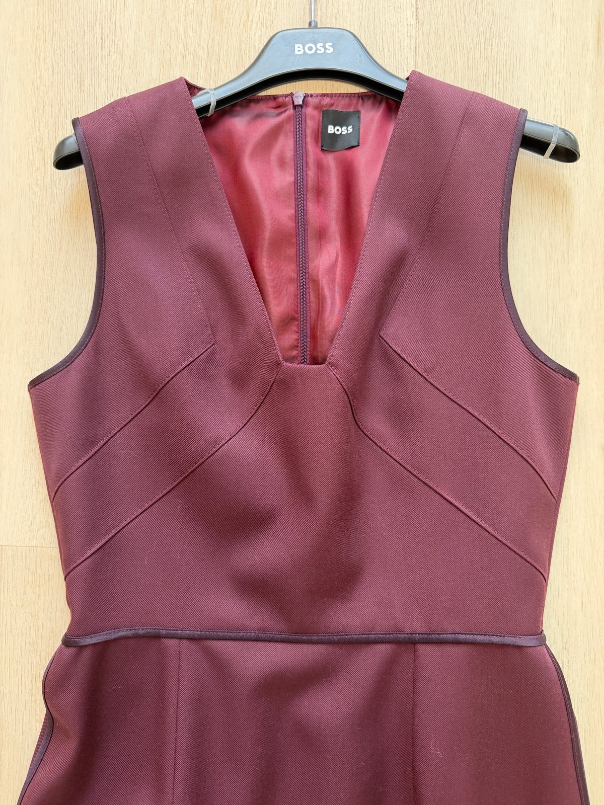 BOSS bordeauxrode jurk, maat 36 (S), Kleding | Dames, Ophalen of Verzenden, Zo goed als nieuw, Maat 36 (S), Rood
