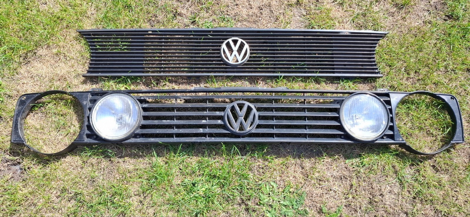 2x Volkswagen Golf1 Grill Hella, Auto-onderdelen, Carrosserie en Plaatwerk, Ophalen, Gebruikt, Bumper, Volkswagen