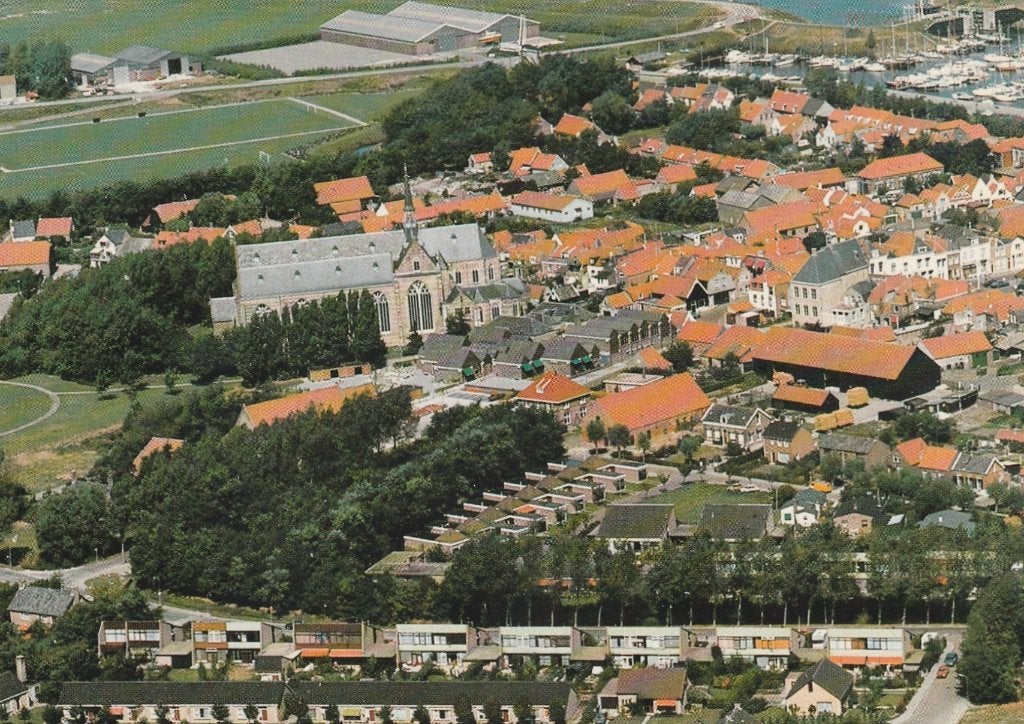 BROUWERSHAVEN Panorama Luchtfoto, Verzenden, 1980 tot heden, Gelopen, Zeeland