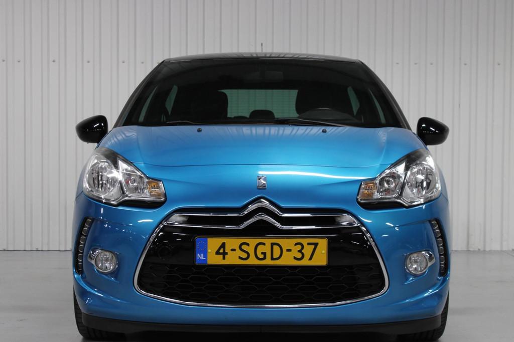 Citroen DS3 1.2 VTi So Chic, Voorwielaandrijving, Euro 5, Stof, Zwart