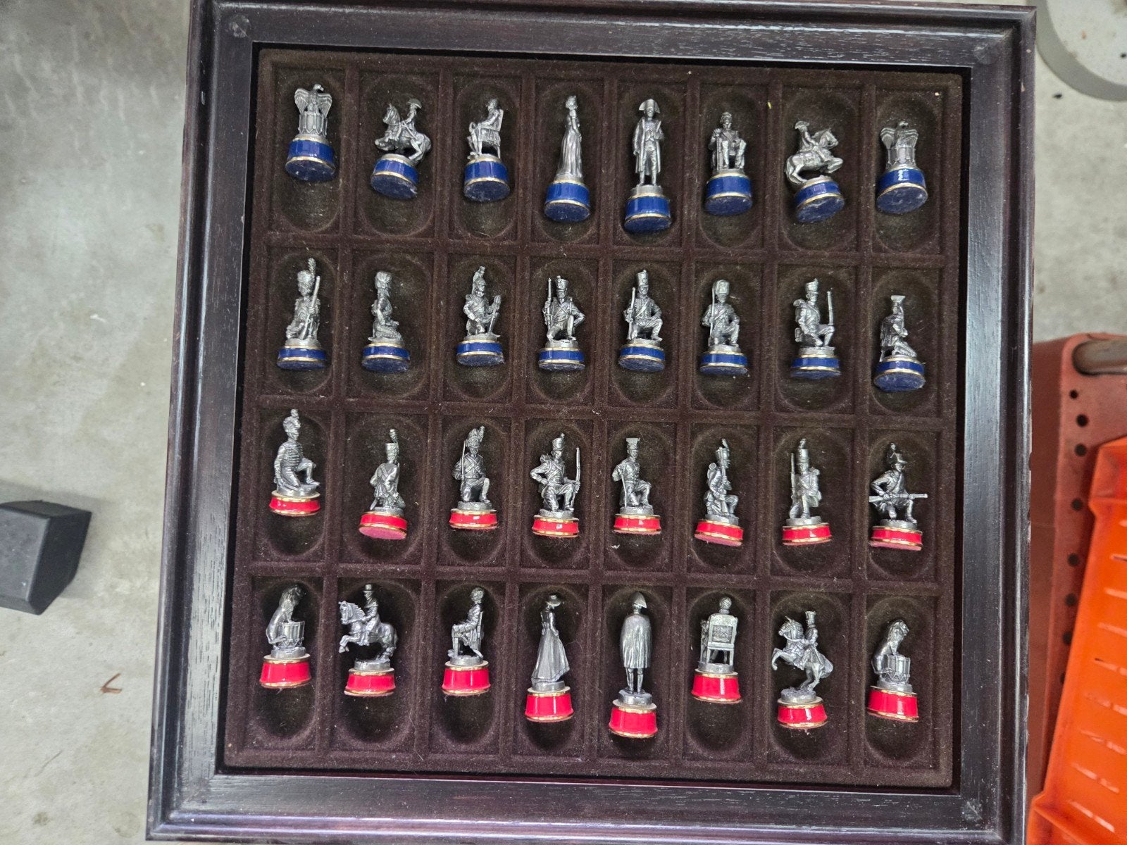 Uniek Schaakspel met Gedetailleerde Figuren, Een of twee spelers, Ophalen of Verzenden, Gebruikt, Onbekend