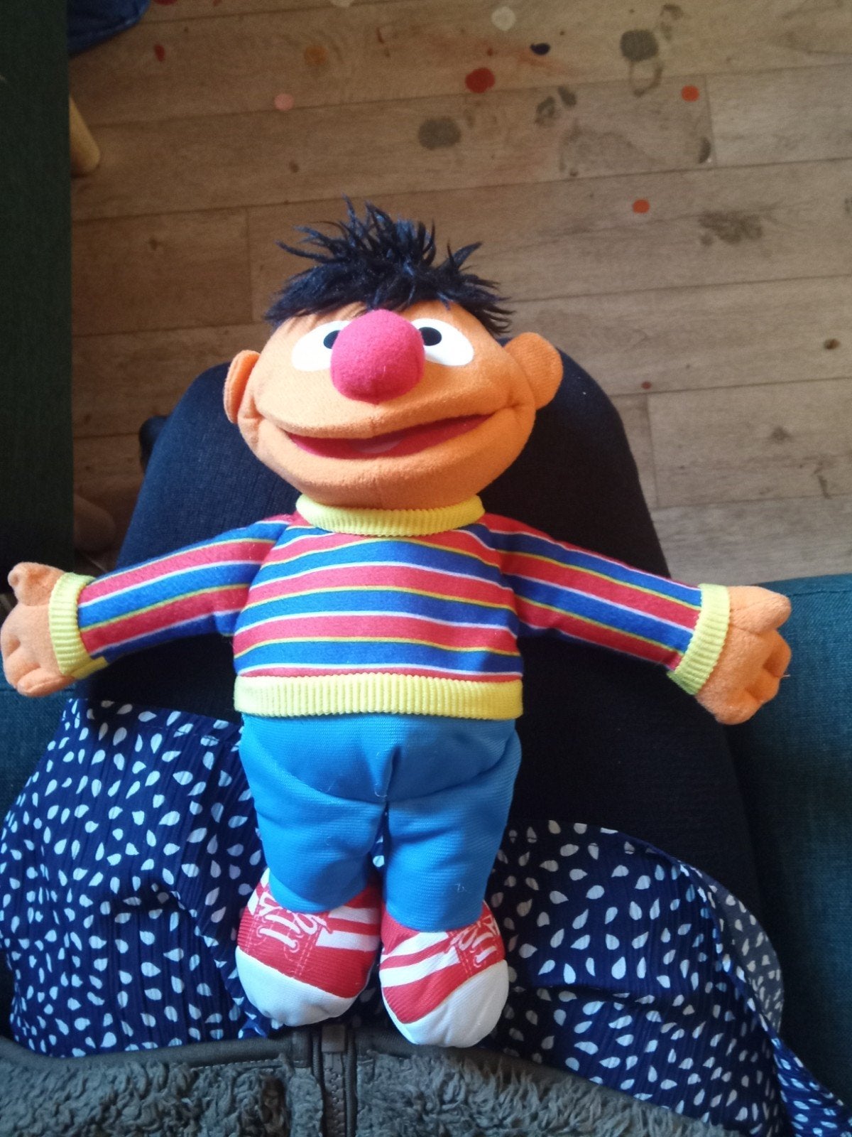 Ernie knuffel van Sesamstraat nieuw 30 cm, Verzamelen, Efteling, Ophalen of Verzenden, Zo goed als nieuw, Beeldje of Poppetje