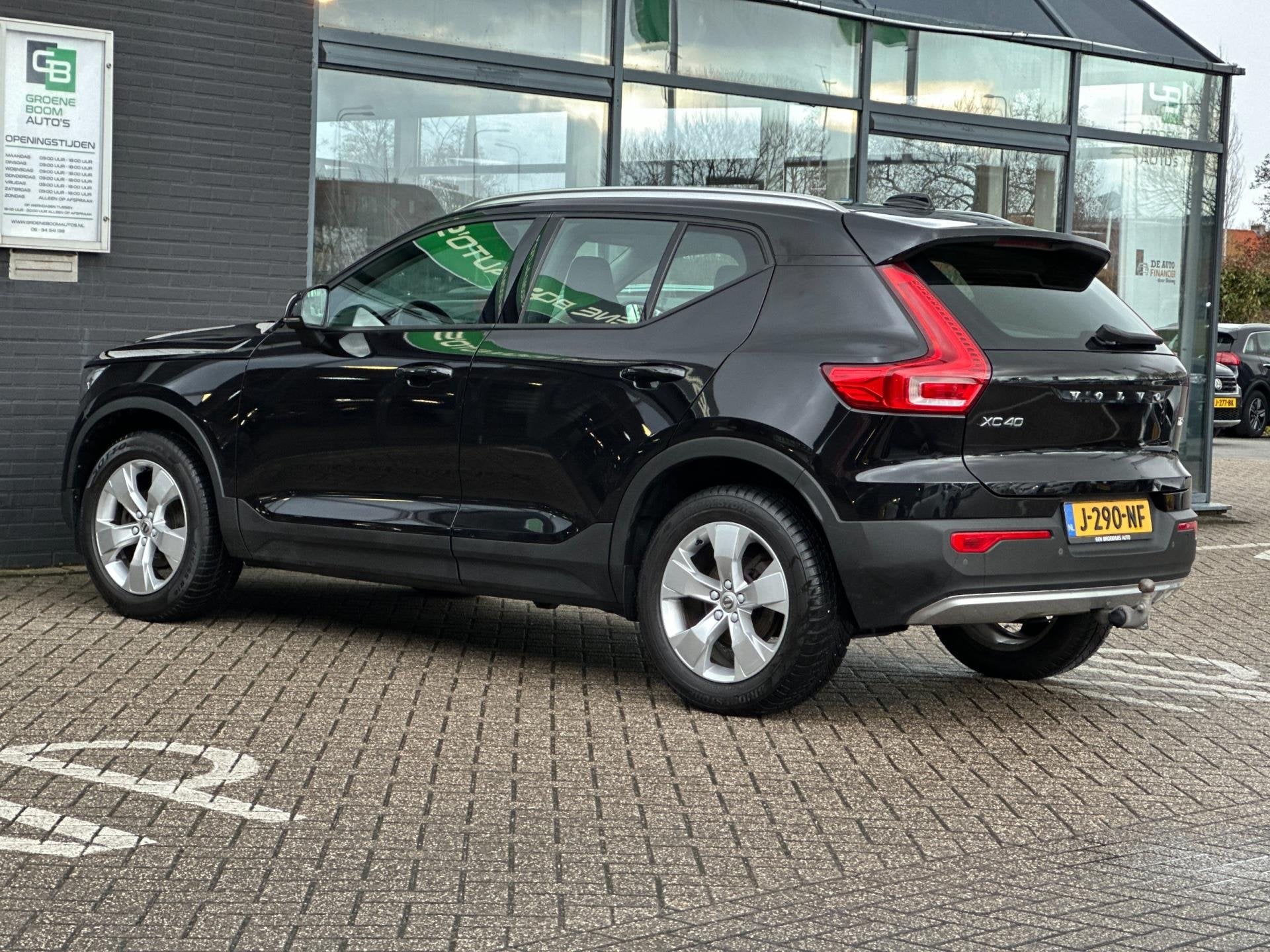 Volvo XC40 1.5 T2 Business Pro/1STE EIG/NAVI/CARPLAY/NL-AUTO, Auto's, Voorwielaandrijving, Stof, Gebruikt, Euro 6