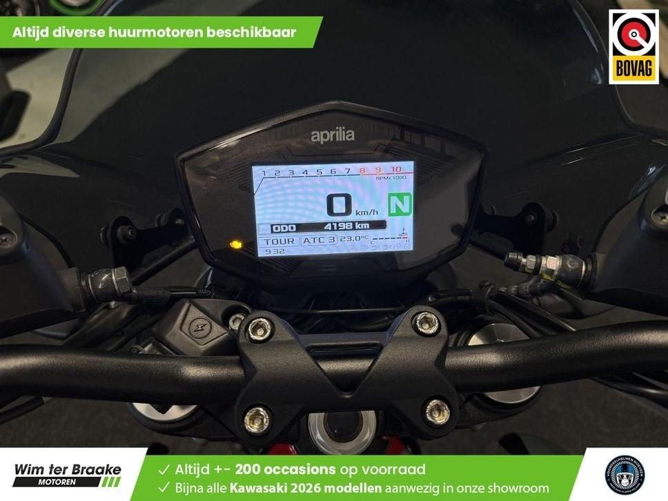 Aprilia Shiver 900 ABS (bj 2020) 4,198 km, 2 cilinders, Motorrijbewijs A, Bedrijf, Meer dan 35 kW
