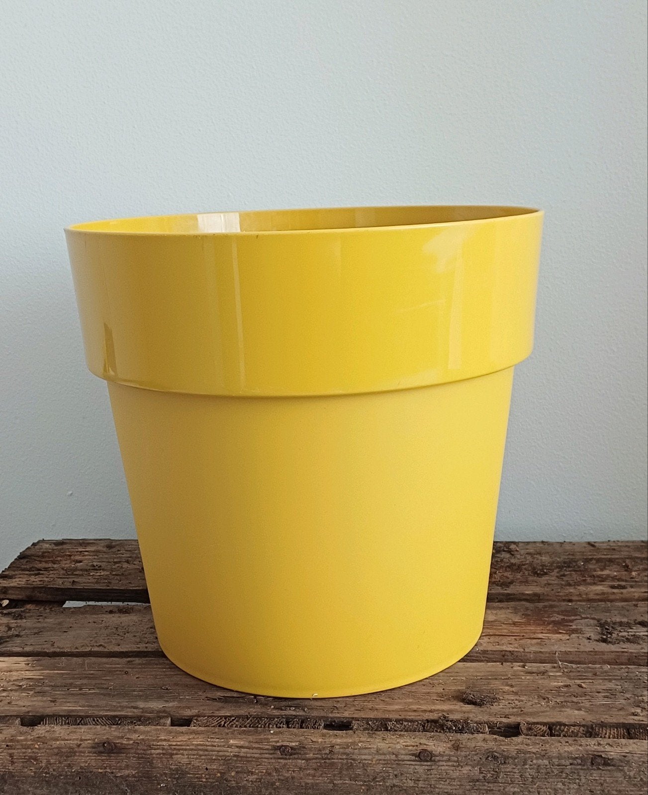 Gele kunststof plantenpot van elho, Ophalen, Kunststof, Gebruikt, Minder dan 30 cm