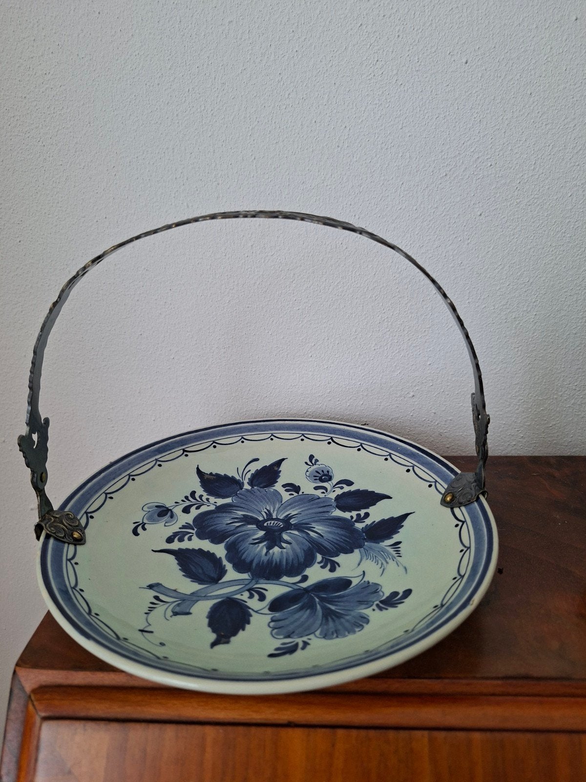 Antieke Delftse schaal met handvat - Delfts Blauw, Ophalen