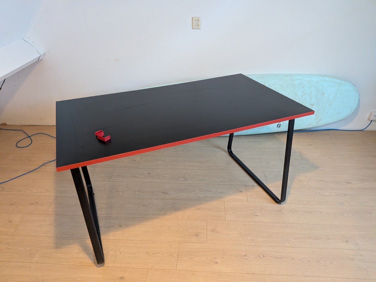 Ikea HUVUDSPELARE gaming bureau + stoel met kabelmandje, Huis en Inrichting, Ophalen, Gebruikt, 70 tot 120 cm