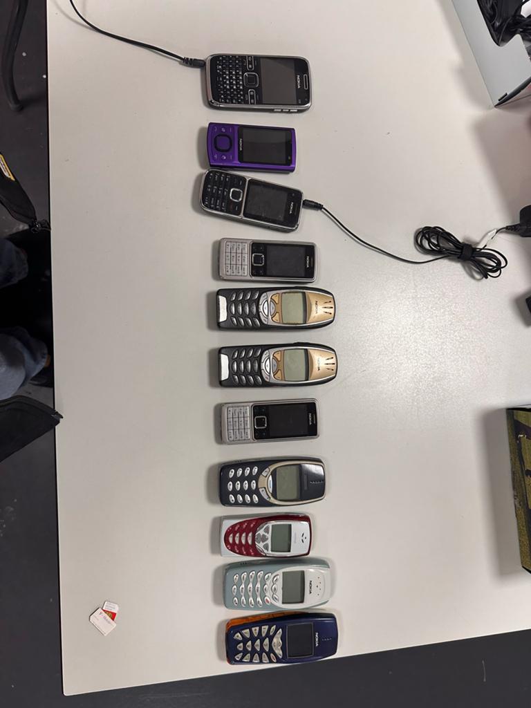 Partij oude Nokia telefoons - Vintage mobiele telefoons, Telecommunicatie, Mobiele telefoons | Overige merken, Gebruikt, Geen camera