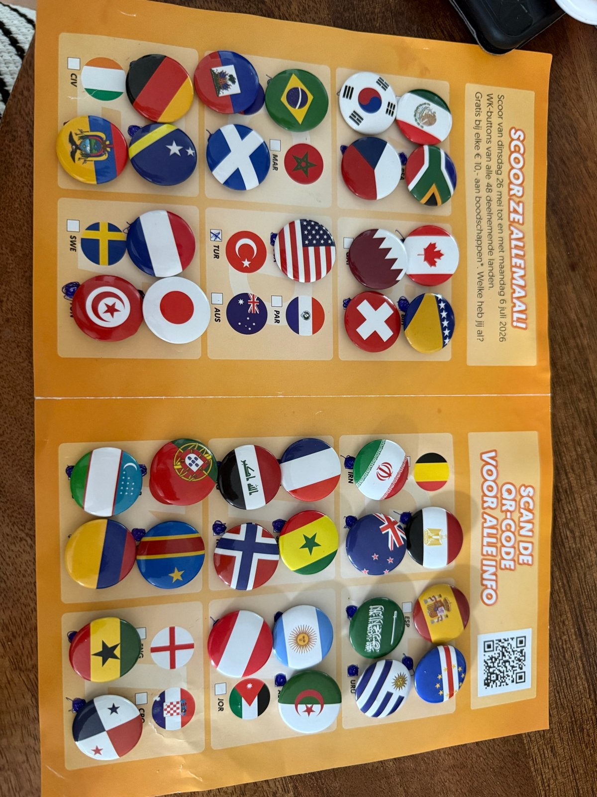 Dekamarkt WK-buttons - Verzamel ze allemaal!, Ophalen of Verzenden, Zo goed als nieuw