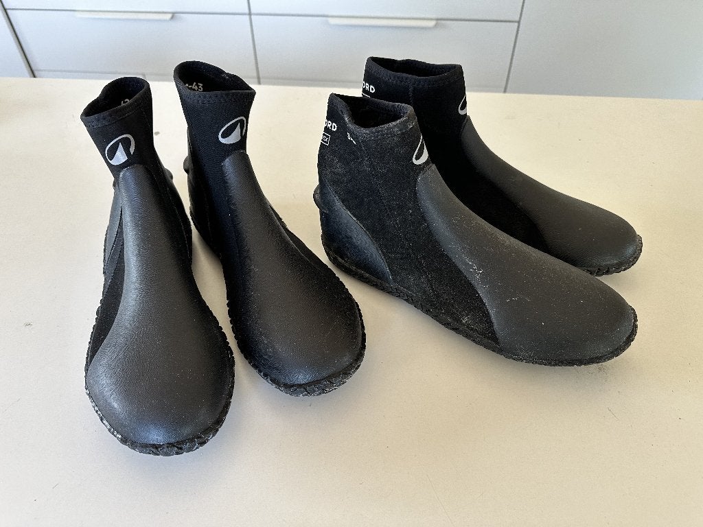 Duiklaarzen / waterschoenen - slechts 1 keer gebruikt, Verzenden, Zo goed als nieuw, Zwem- of Duikvliezen