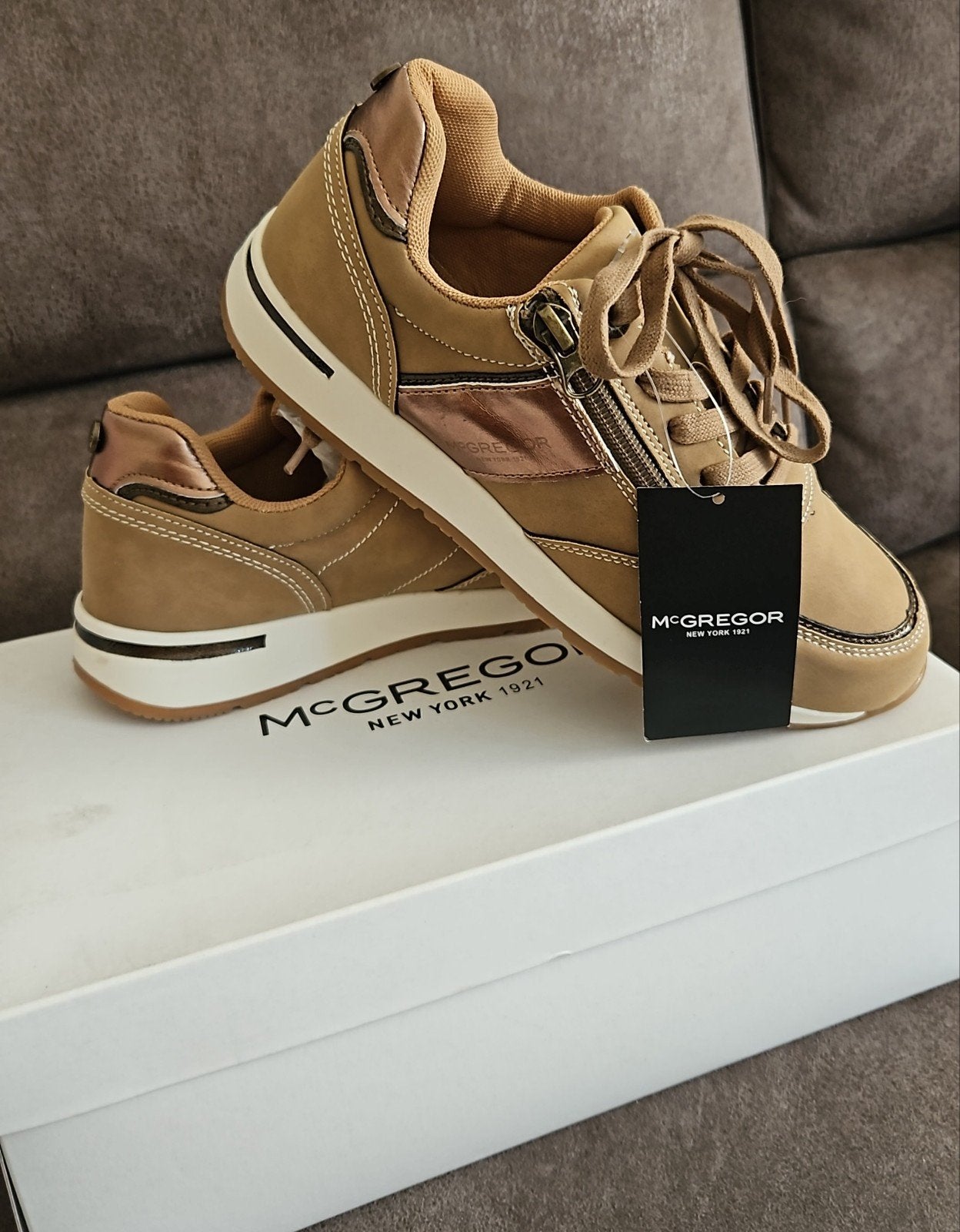 nieuw in doos mc gregor sneakers maat 37, Kinderen en Baby's, Babykleding | Schoentjes en Sokjes, Ophalen, Nieuw, Schoentjes
