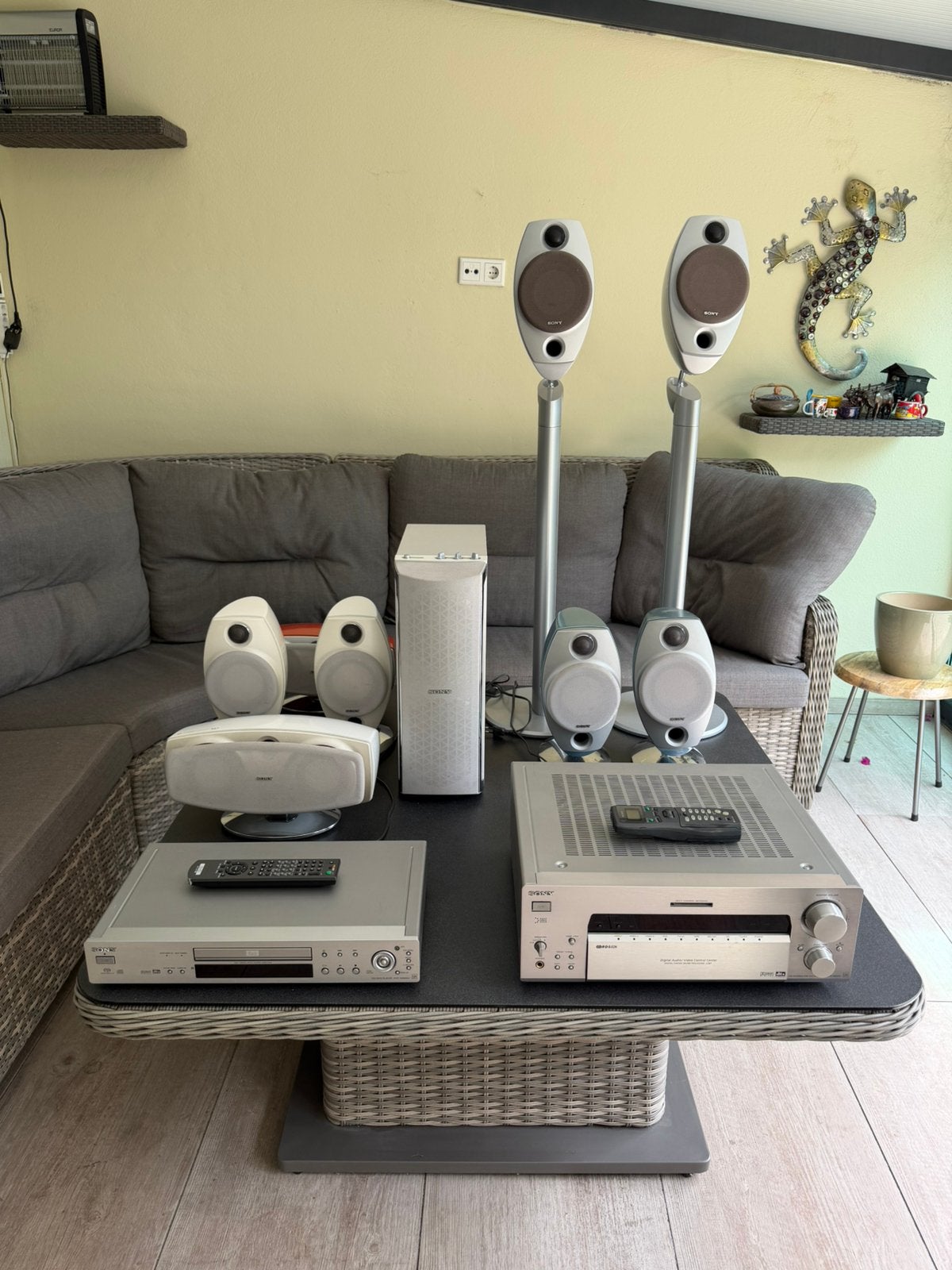 Sony speakers & versterker & dvd player & active subwoofer, Ophalen, Zo goed als nieuw