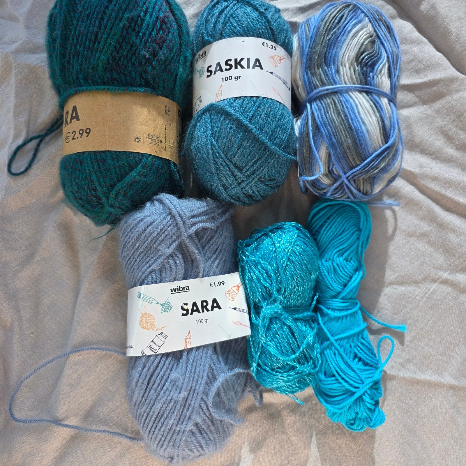 blauw garen, Ophalen of Verzenden, Zo goed als nieuw, Breien of Haken, Wol of Garen