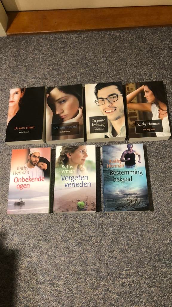 7 boeken Kathy Herman, Ophalen, Zo goed als nieuw