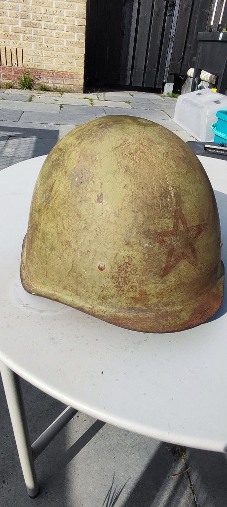 Originele Russische WO2 Helm SSh-40, Ophalen of Verzenden, Landmacht, Overige gebieden, Helm of Baret