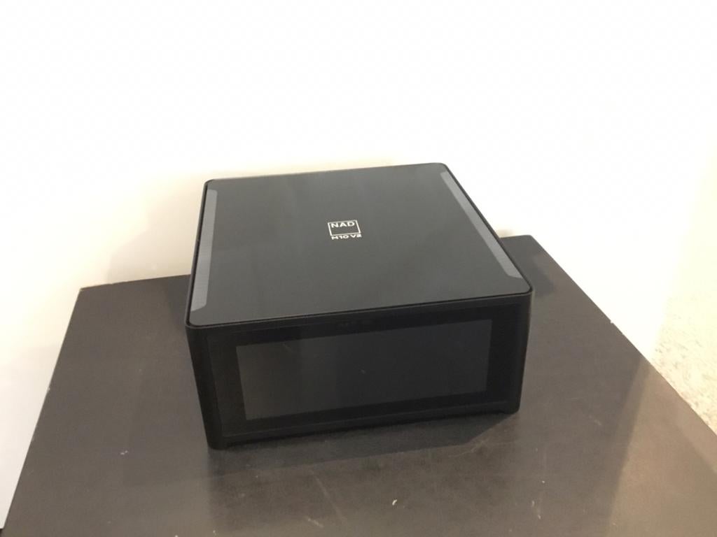NAD M10 v2 streaming versterker HDMI Spotify BluOS garantie, Audio, Tv en Foto, Versterkers en Receivers, Zo goed als nieuw, Stereo