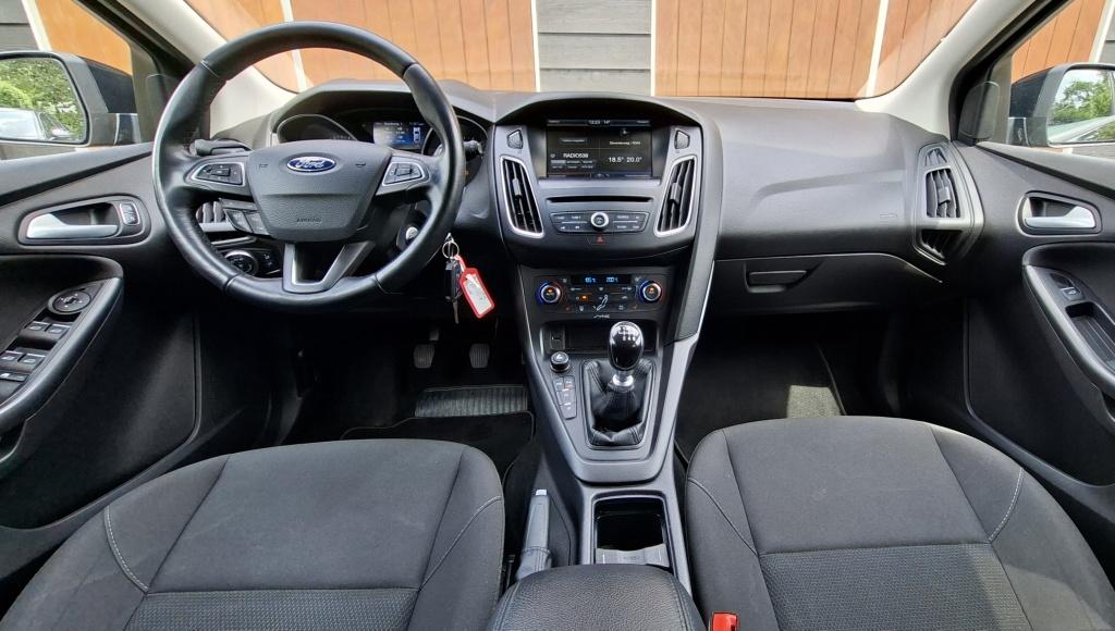 Ford FOCUS Wagon 1.0 First Edition | Trekhaak | Bluetooth |, Auto's, Gebruikt, Euro 6, Zwart, Handgeschakeld