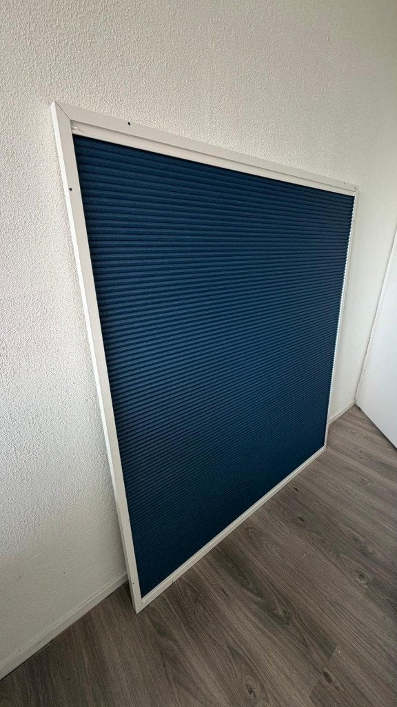 Verduisterend plisségordijn in cassette (155x139cm), Huis en Inrichting, Stoffering | Gordijnen en Lamellen, Ophalen, 150 tot 200 cm