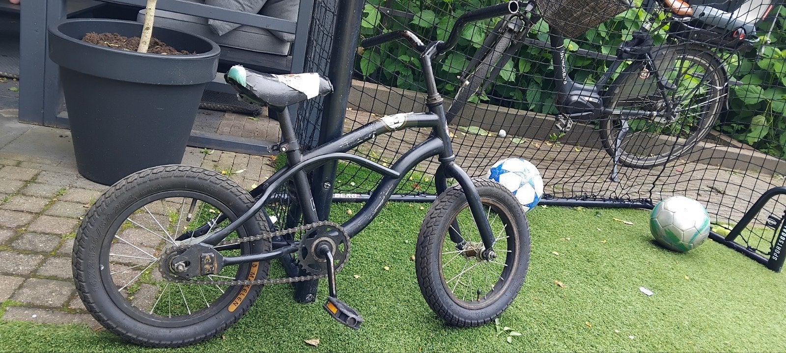 Stoere stuntfiets voor urenlang plezier, Staal, Velgrem, Ophalen of Verzenden, Voetsteunen