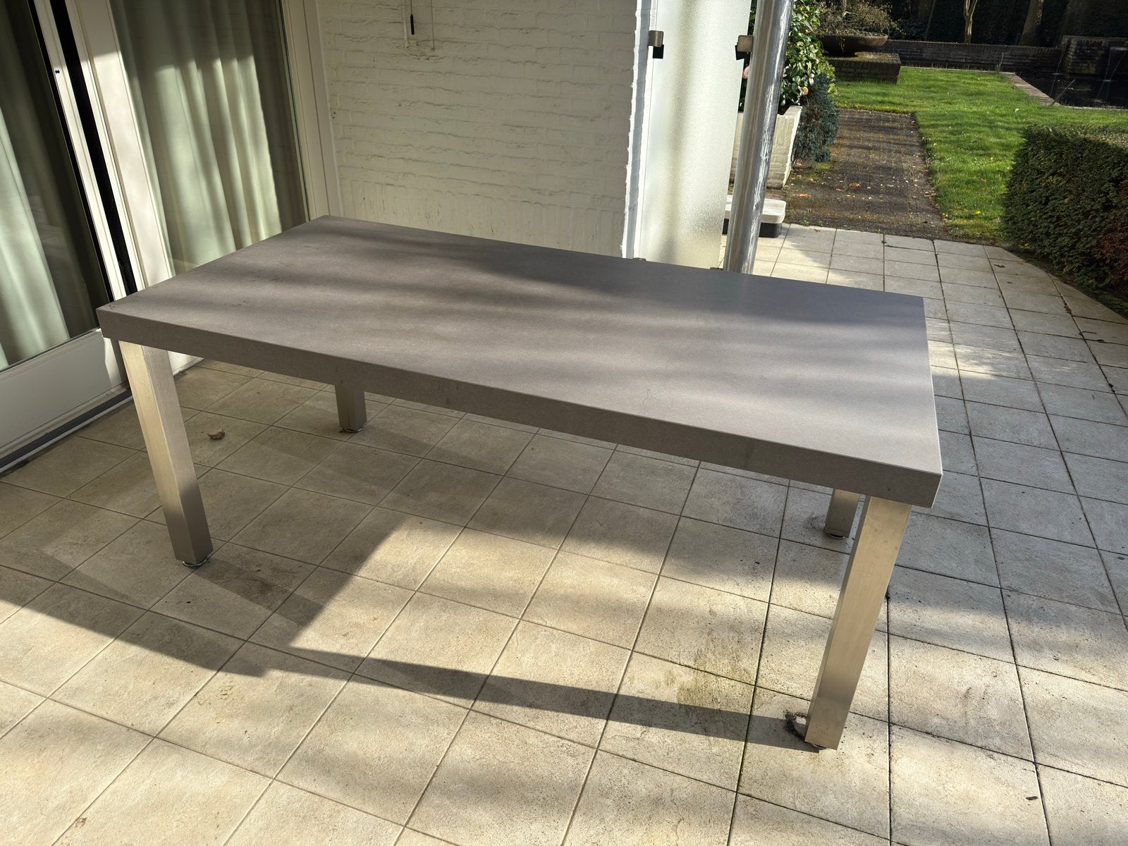 Moderne rechthoekige tuintafel met RVS onderstel, Ophalen, Gebruikt, Rechthoekig, Rvs
