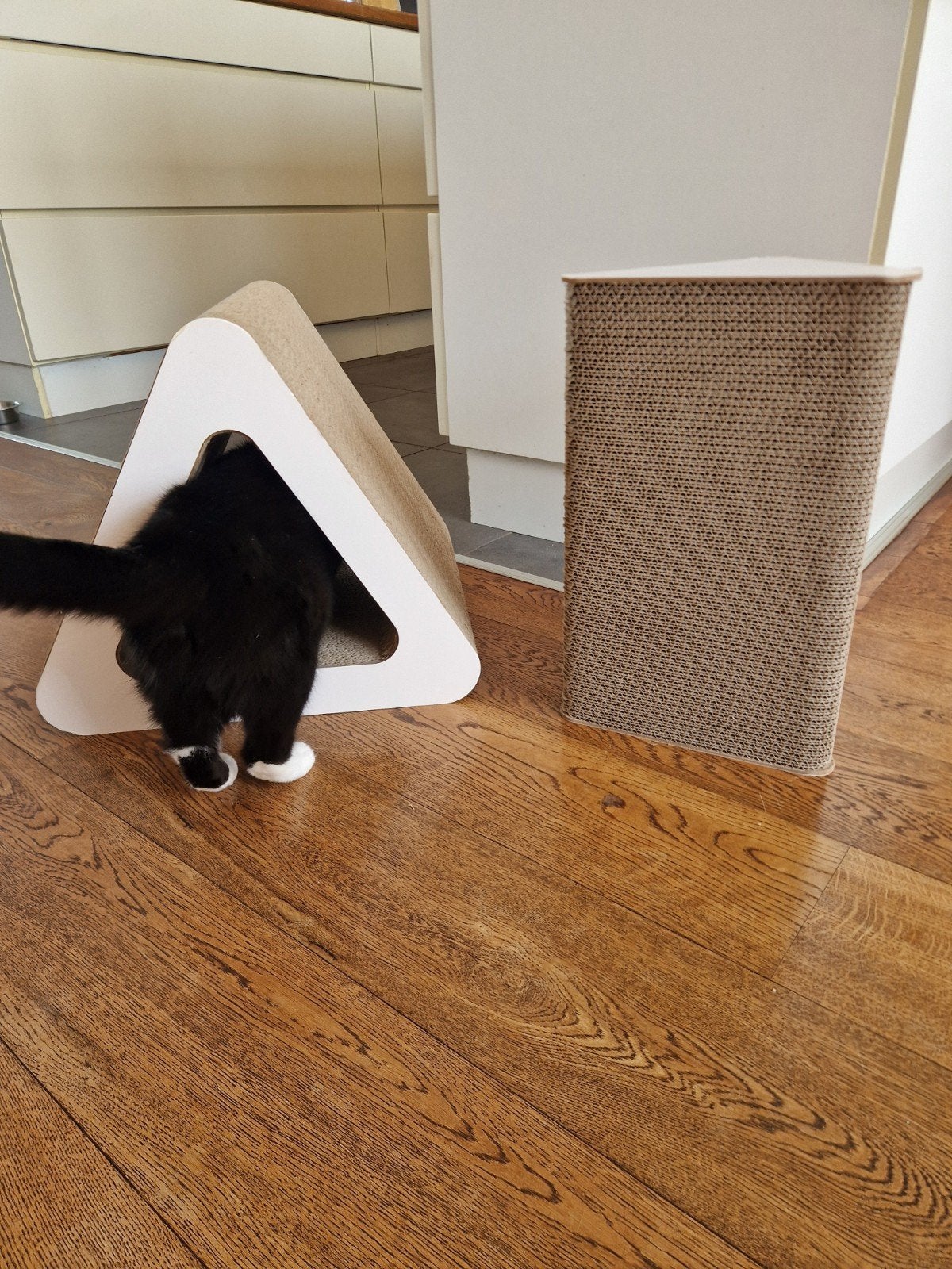 Krabpaal Triangle Design van het merk HOOPO, Dieren en Toebehoren, Katten-accessoires, Ophalen, Zo goed als nieuw