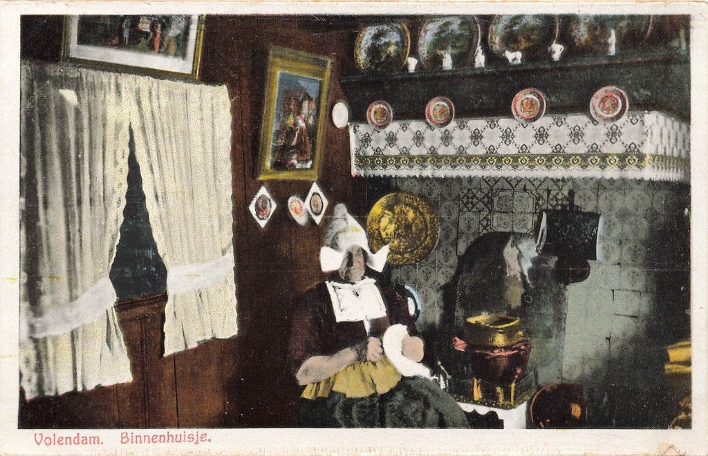 Volendam, Binnenhuisje, Klederdracht, Ophalen of Verzenden, 1920 tot 1940, Ongelopen, Noord-Holland