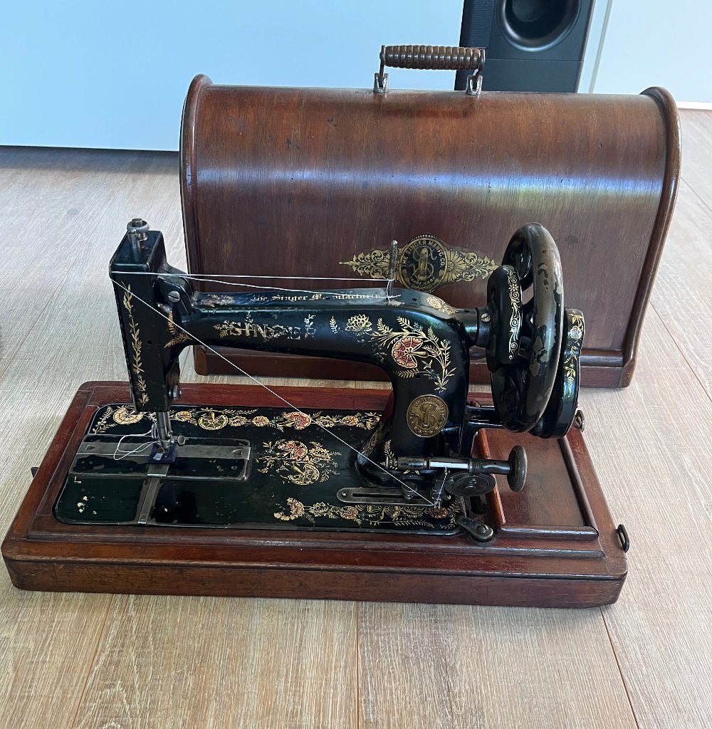 Singer 48K antieke naaimachine voor de liefhebber, Ophalen