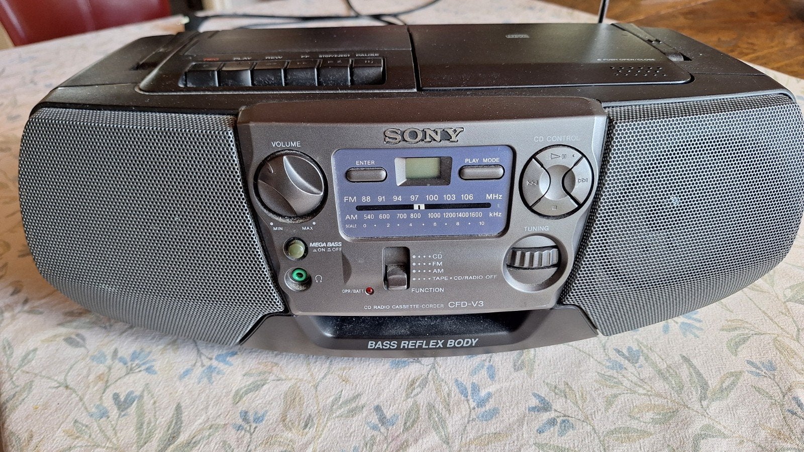 Sony CFD-V3 Radio Cassette CD Speler - Bass Reflex Body, Ophalen, Gebruikt, Radio, Met cd-speler