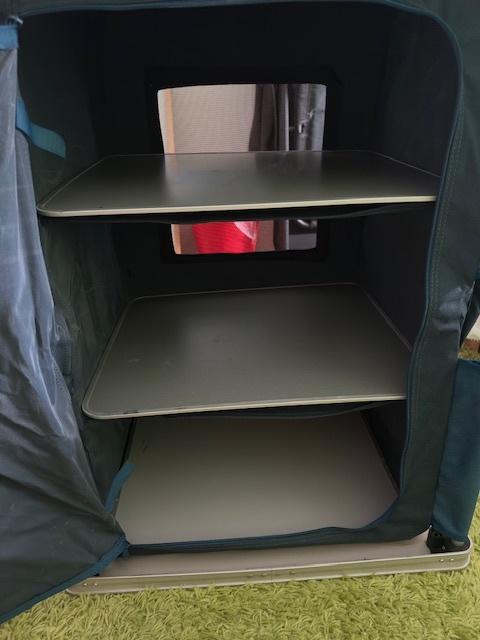 campingkastje, Caravans en Kamperen, Ophalen, Zo goed als nieuw, Campingkast