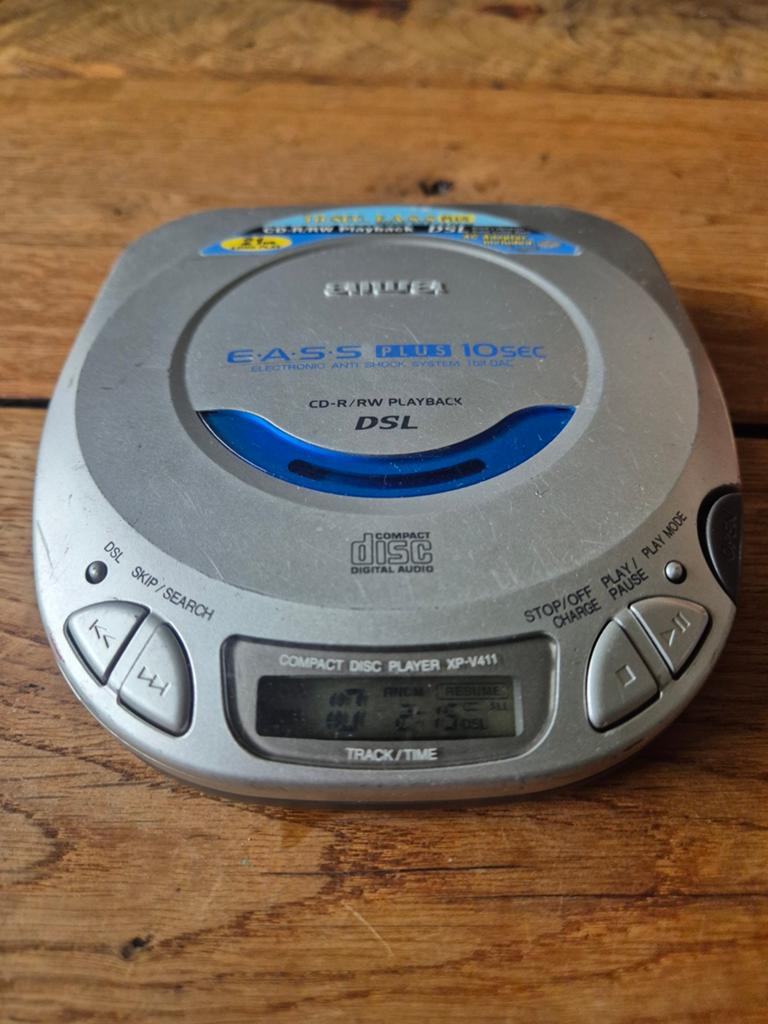 Aiwa Draagbare CD-speler XP-V411 Discman- Functionerend, Ophalen of Verzenden, Gebruikt, Overige merken, Draagbaar