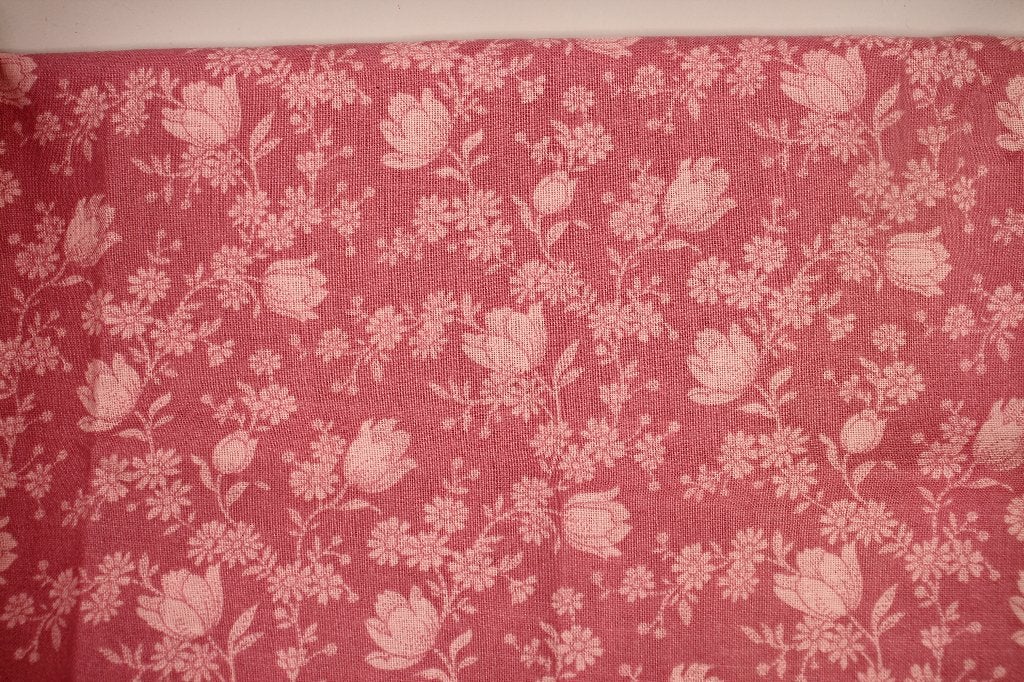 Lap 100% katoen stof - roze met licht roze bloemen #4723, Nieuw, Ophalen of Verzenden, 30 tot 120 cm, Katoen