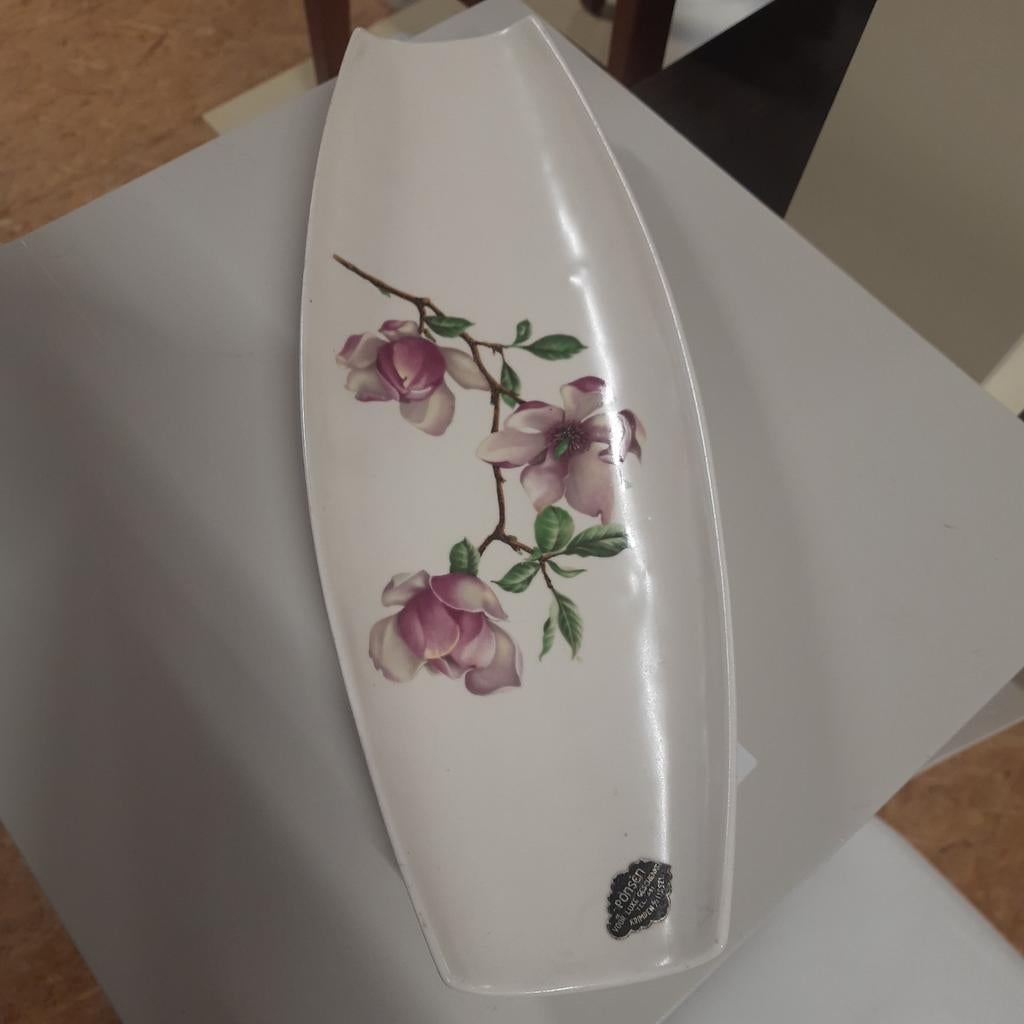 Serveerschaal met magnoliabloemen Kon Plazuid Gouda, Ophalen of Verzenden