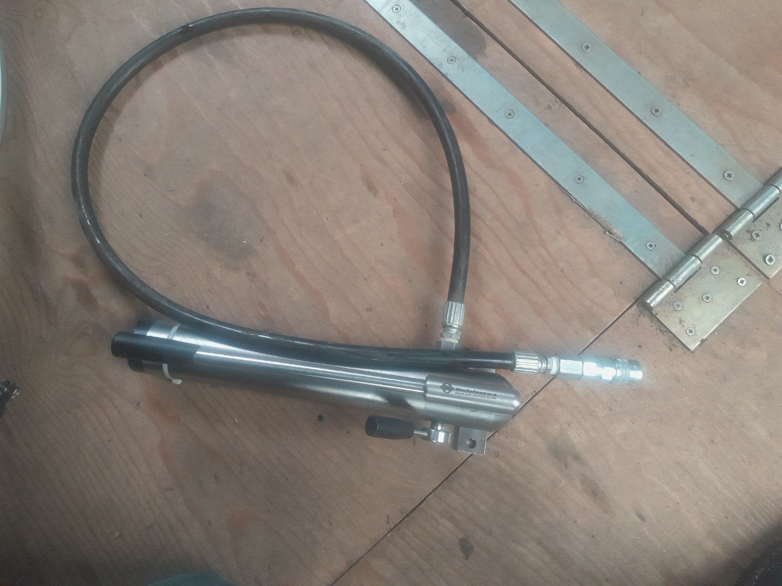 te koop handpomp r.v.s., Ophalen, Gebruikt