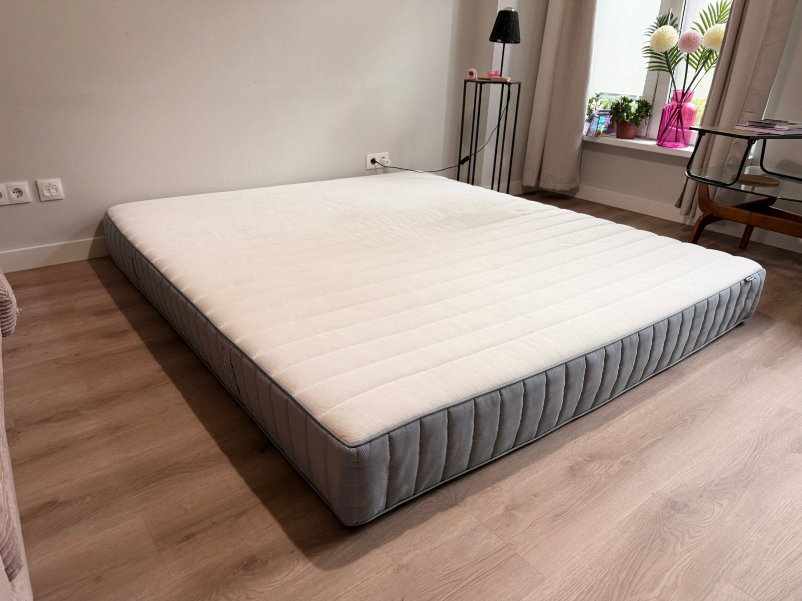 Compleet tweepersoonsbed 180x200 – IKEA + houten bedframe, Ophalen, Zo goed als nieuw, Tweepersoons, 180 cm