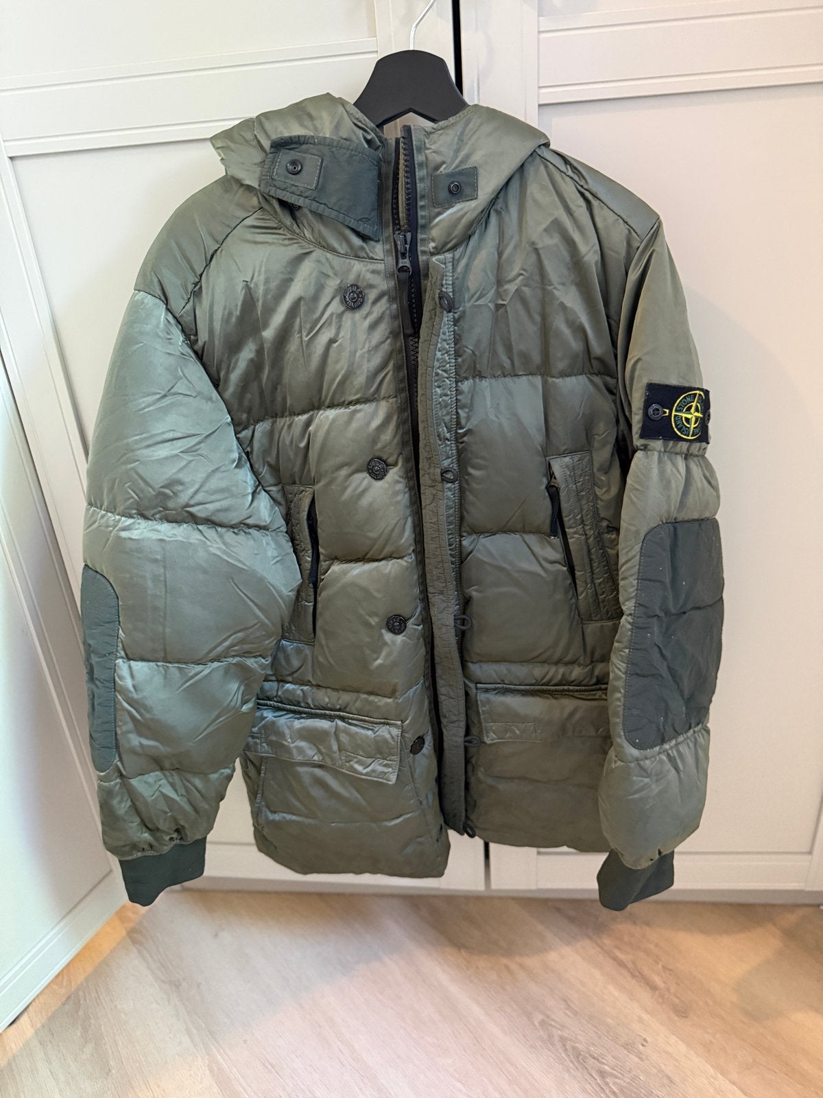 Stone Island Nylon Raso Down-TC Winterjas Groen M, Ophalen of Verzenden, Zo goed als nieuw, Maat 48/50 (M), Groen