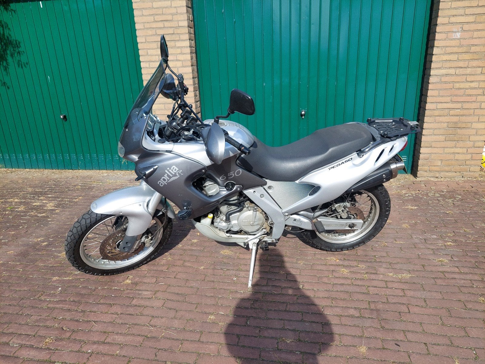 Aprillia 650 Pegaso allroad 1998, A2 geschikt, top motor., Motoren, Occasion, Particulier, Toermotor, Minimaal motorrijbewijs A2