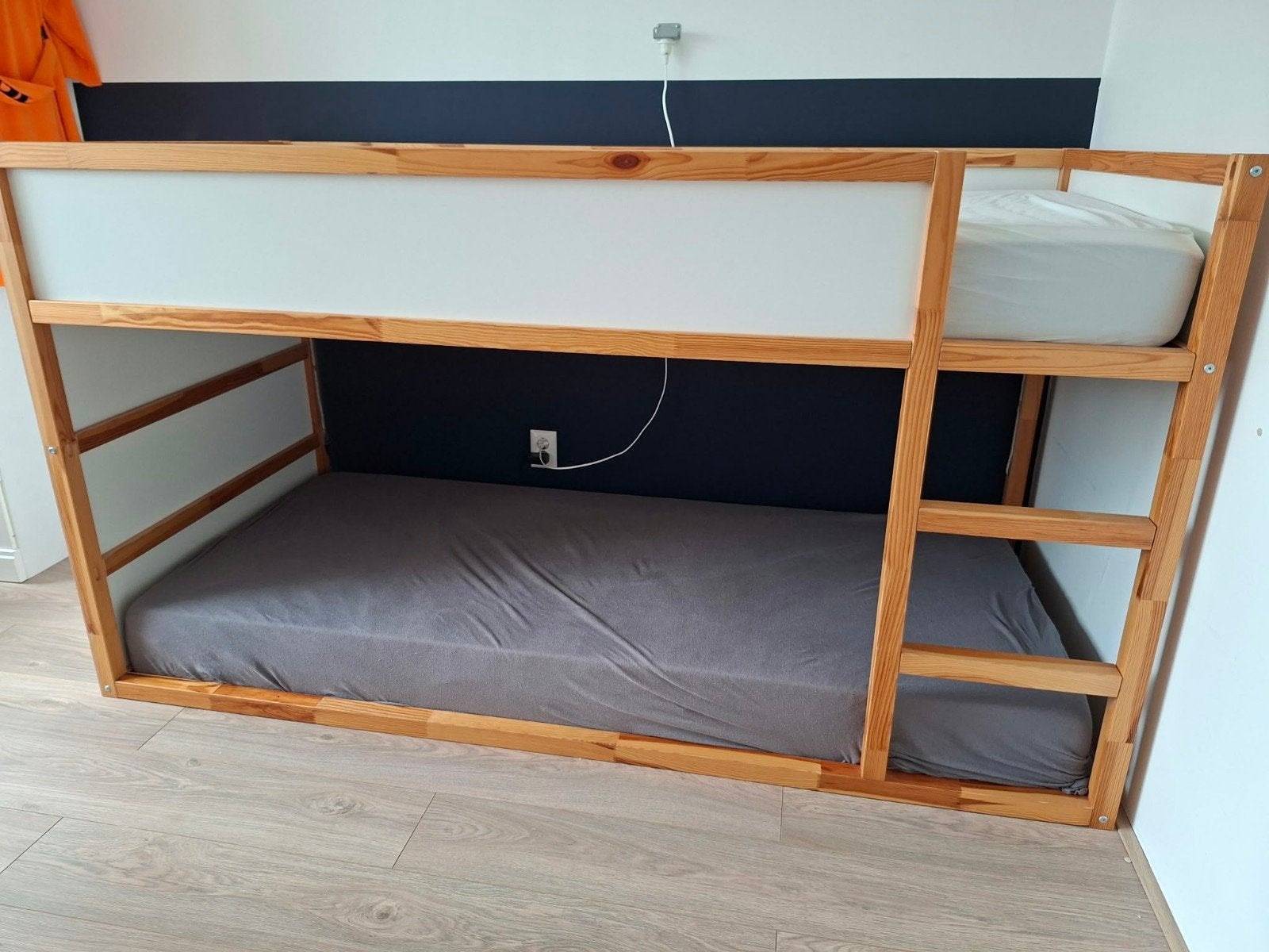 Stevig kura bed zonder matrassen, Huis en Inrichting, Ophalen, Gebruikt, 90 cm, Eenpersoons