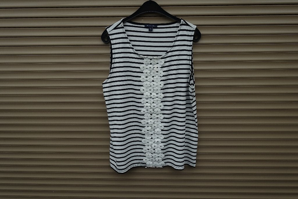 Tommy Hilfiger top.   Maat  XL, Kleding | Dames, Meerkleurig, Maat 46/48 (XL) of groter, Ophalen of Verzenden, Zo goed als nieuw