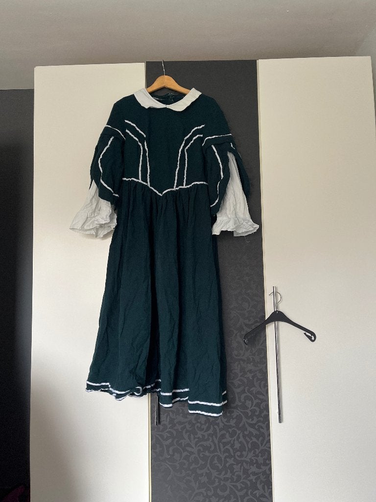 Middeleeuwse jurk met cape, Ophalen of Verzenden, Zo goed als nieuw, Groen, Onder de knie