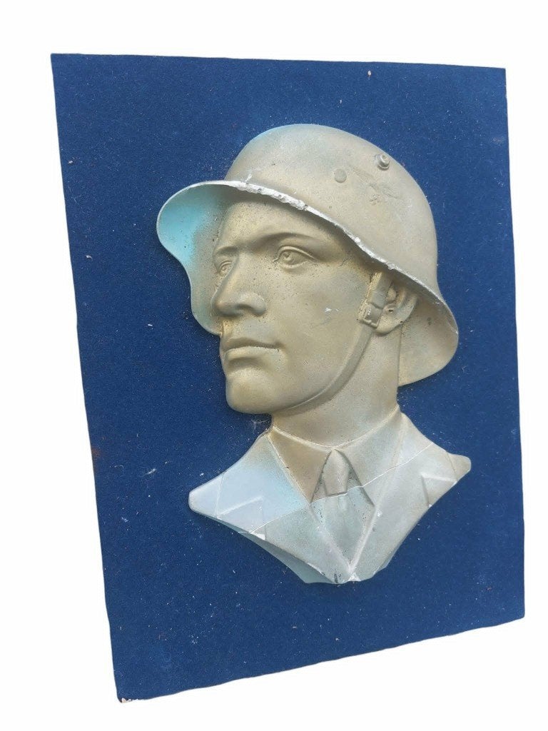 Duitse WO2 muurplaat Luftwaffe, Ophalen of Verzenden, Luchtmacht, Duitsland, Embleem of Badge
